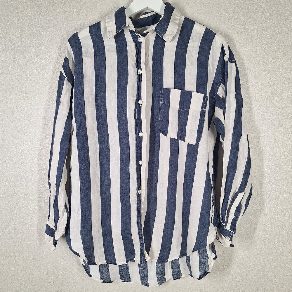 ⛔️SOLD!!⛔️Women H&M Oversized Linen Shirt and Shorts set Blue & White
